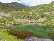 51 Lago Alto delle foppe (2260 m) con Monte Toro